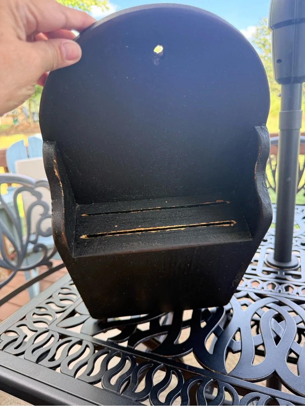 Primitive Hanging Knife Block
